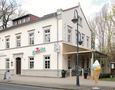 Hotel Am Kreischaer Park Экстерьер фото
